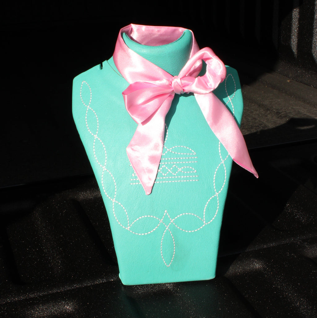 Blush rodeo twilly