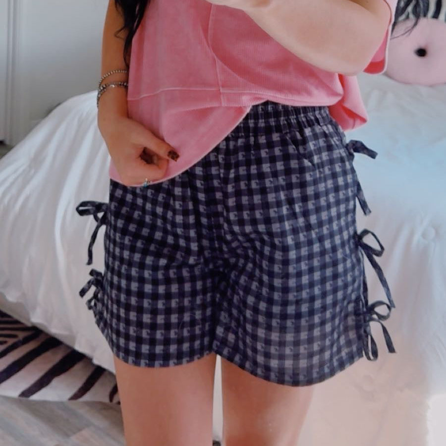 Black and white gingham bow shorts