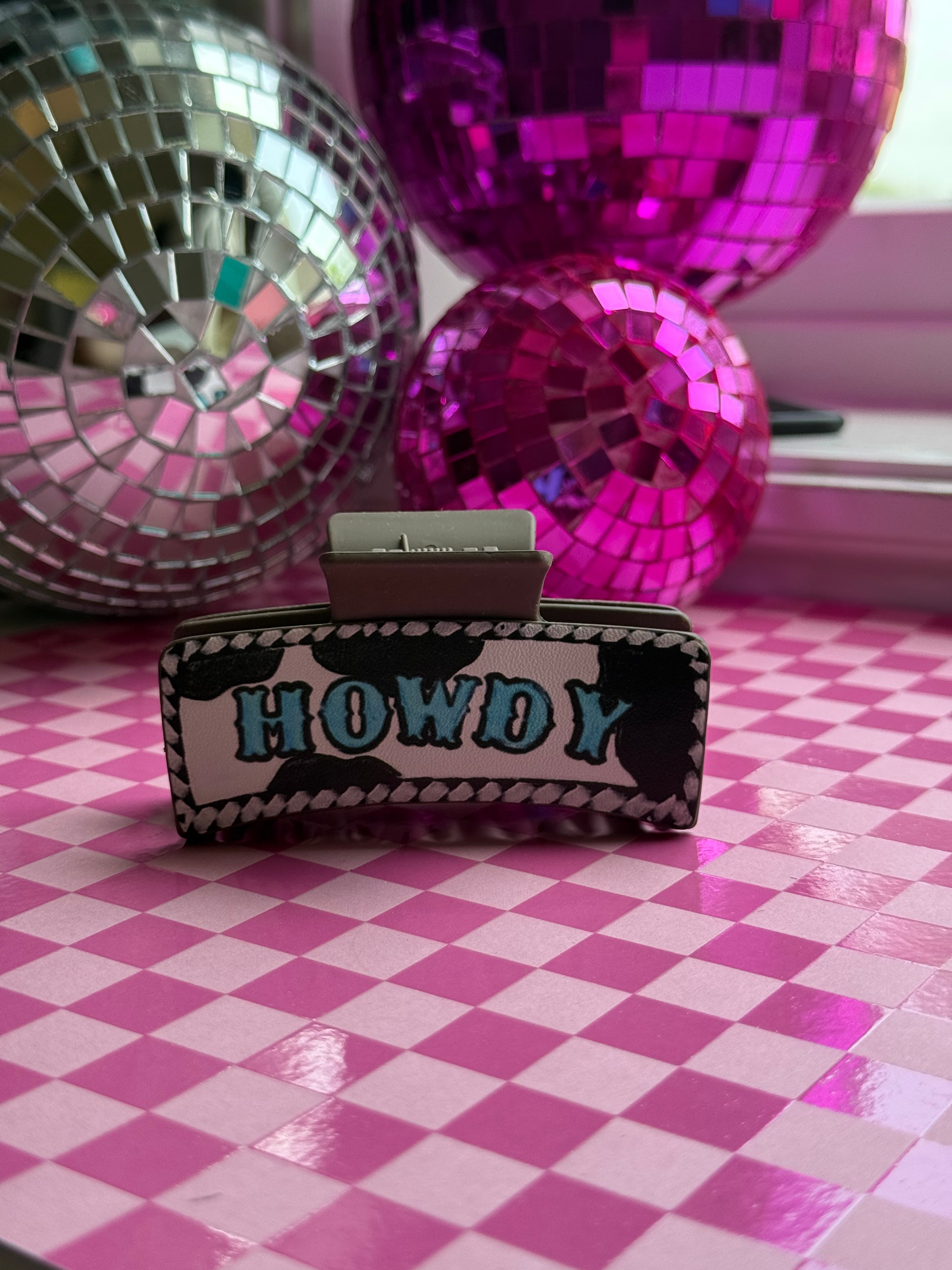 “Howdy” claw clip