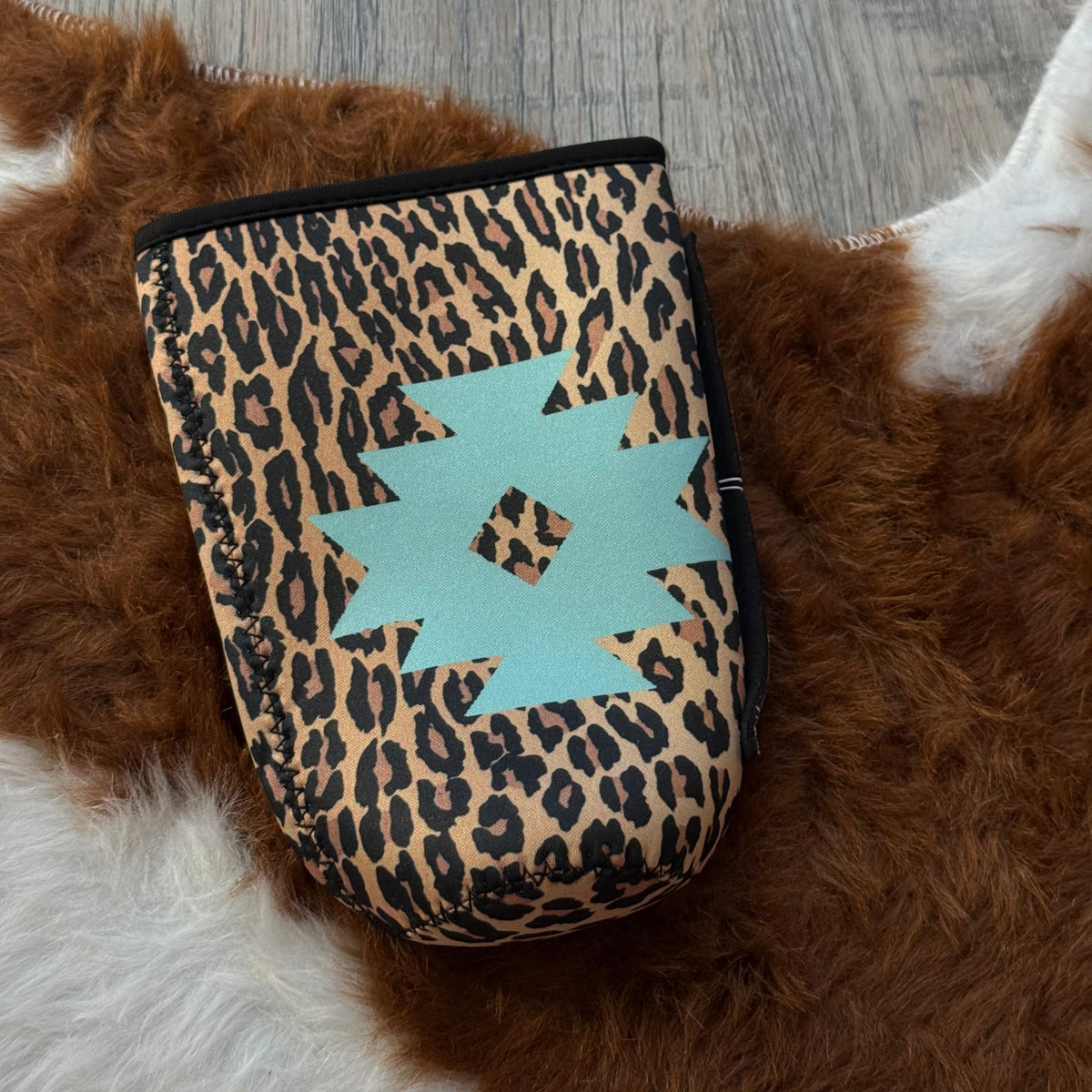 Western cup sleeve